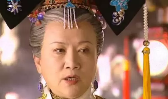 老佛爷视角重审萧剑：钦犯身份与晴儿私奔背后的权力逻辑 _ 资讯配图
